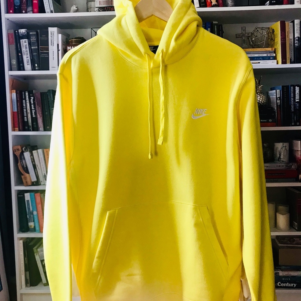 New Nike Sportswear Club Fleece ☀️